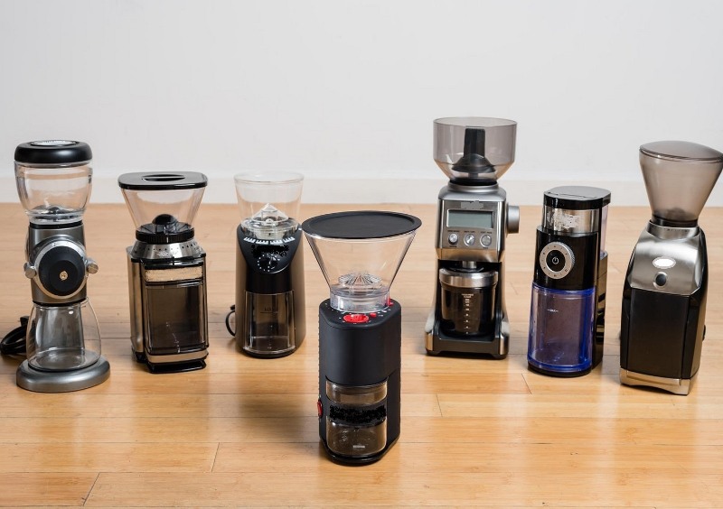 Lý do gì khiến bạn nên đầu tư máy xay cà phê mini?