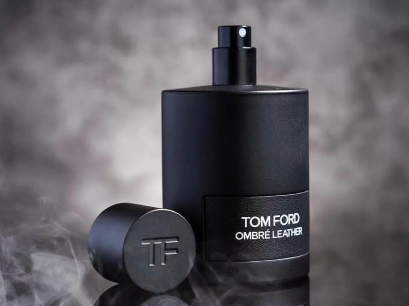 Nước hoa Tom Ford Ombré Leather có bao bì bắt mắt, huyền bí