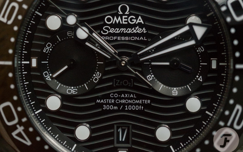 Thiết kế nổi bật của Omega SEAMASTER DIVER 300M 